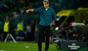 Pellegrini por la gloria europea: Cuotas de Betis vs Chelsea en la final de Conference League