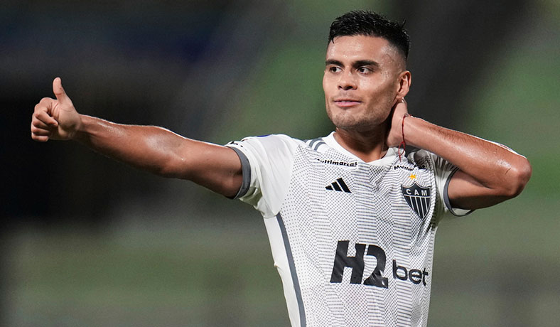 Fausto Vera de Atletico MG en partido de Copa Sudamericana