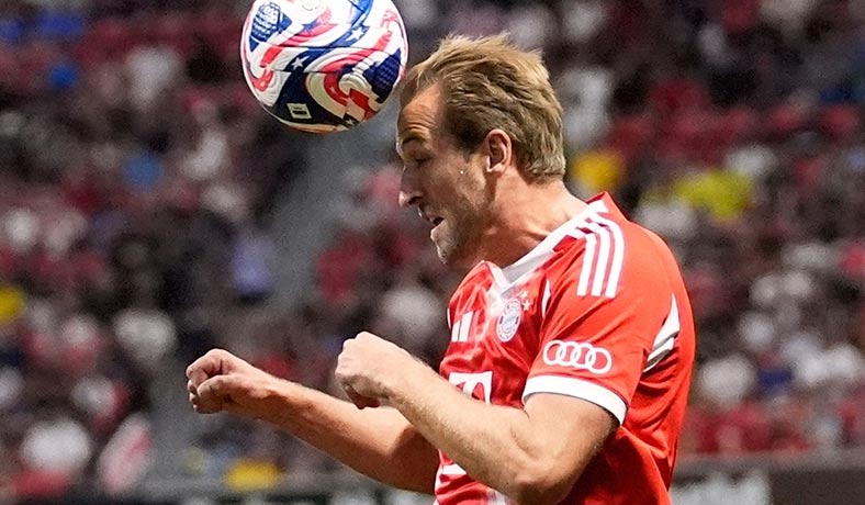 Harry Kane en partido del Bayern Munich en el CWC