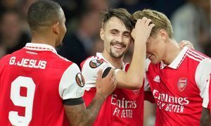 Se ponen al día: Picks y opciones de apuesta para el Arsenal vs PSV