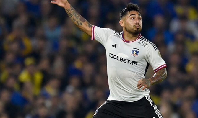 Marcos Bolados en partido de Colo Colo por la Copa Libertadores