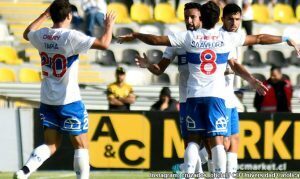 Cuotas y picks para U Católica vs Palestino en un atractivo duelo por la liga chilena